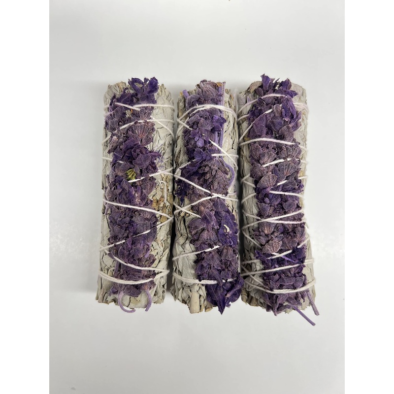 California White Sage Smudge Stick Mixed with Lavender for Spiritual Healing, Cleansing, Anti Stress, Smudging, Aromatherapy, Yoga, Meditation & Positive Vibe. It Comes 3 in a Pack, 100% Natural. Sage with Lavander