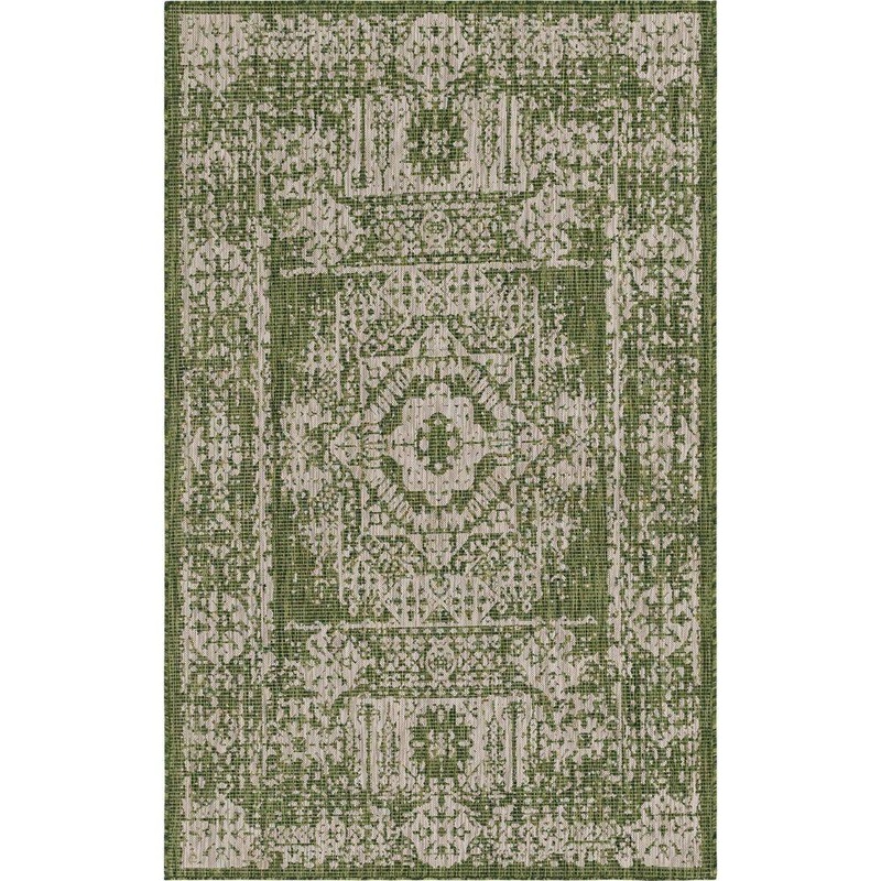 Unique Loom Green Timeworn Outdoor 5 ft. x 8 ft. Area Rug 3145133