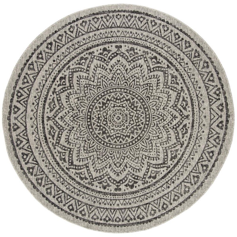 SAFAVIEH Courtyard Light Gray/Black Doormat 3 ft. x 3 ft. Round Medallion Indoor/Outdoor Area Rug CY8734-37612-3R