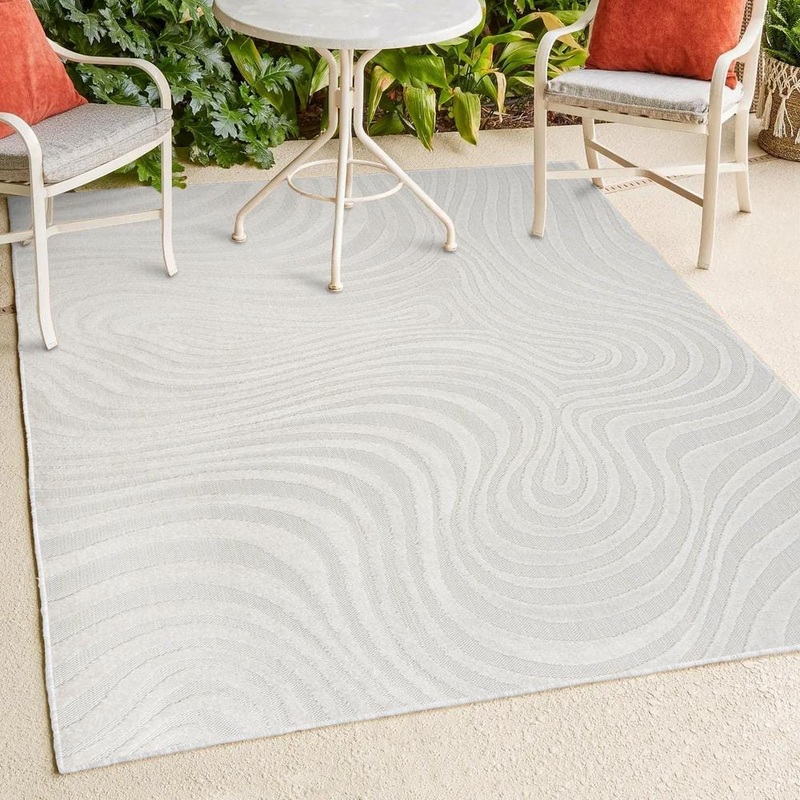 JONATHAN Y Maribo High-Low Abstract Groovy Striped Cream/Ivory 4 ft. x 6 ft. Indoor/Outdoor Area Rug SCN103A-4