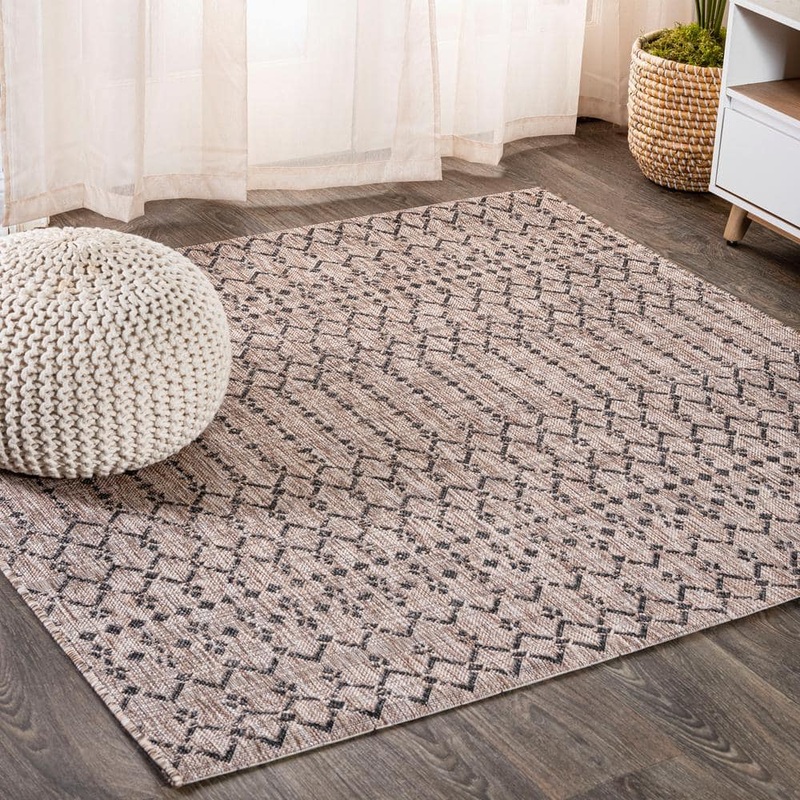 JONATHAN Y Ourika Moroccan Geometric Textured Weave Natural/Black 6 X 6 ft. Indoor/Outdoor Area Rug SMB108D-6SQ