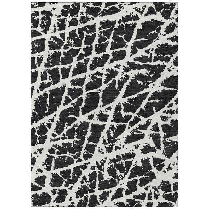 HomeRoots Black and White 3 ft. x 5 ft. Abstract Indoor / Outdoor Area Rug 2000559238