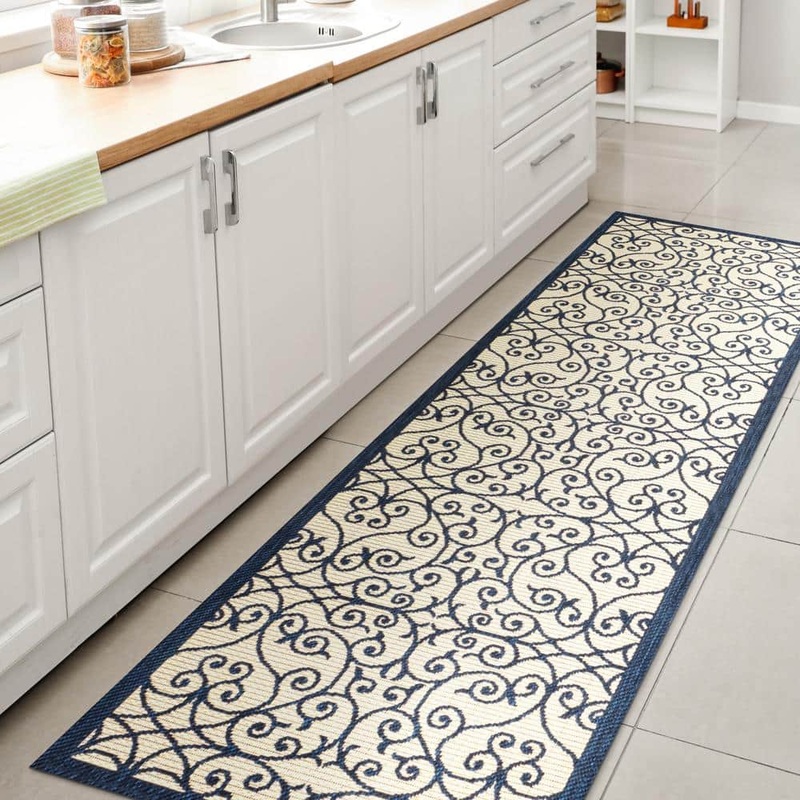 JONATHAN Y Madrid Vintage Filigree Textured Weave Navy/Beige 2 ft. x 10 ft. Indoor/Outdoor Area Rug SMB107G-210