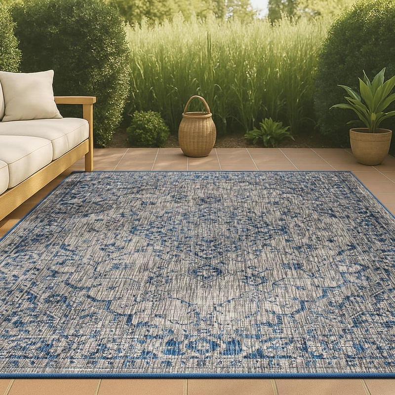 JONATHAN Y Rozetta Boho Medallion Gray/Navy 3 ft. 11 in. x 6 ft. Textured Weave Indoor/Outdoor Area Rug SMB102B-4