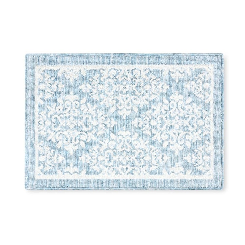 TOWN&COUNTRY LIVING Everyday Walker Damask Medallion Light Blue 24 in. x 40 in. Machine Washable Kitchen Mat 3-E001-309
