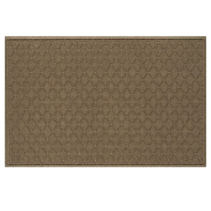 Bungalow Flooring Waterhog Argyle Camel 45 in. x 70 in. PET Polyester Indoor Outdoor Estate Mat 20377500046