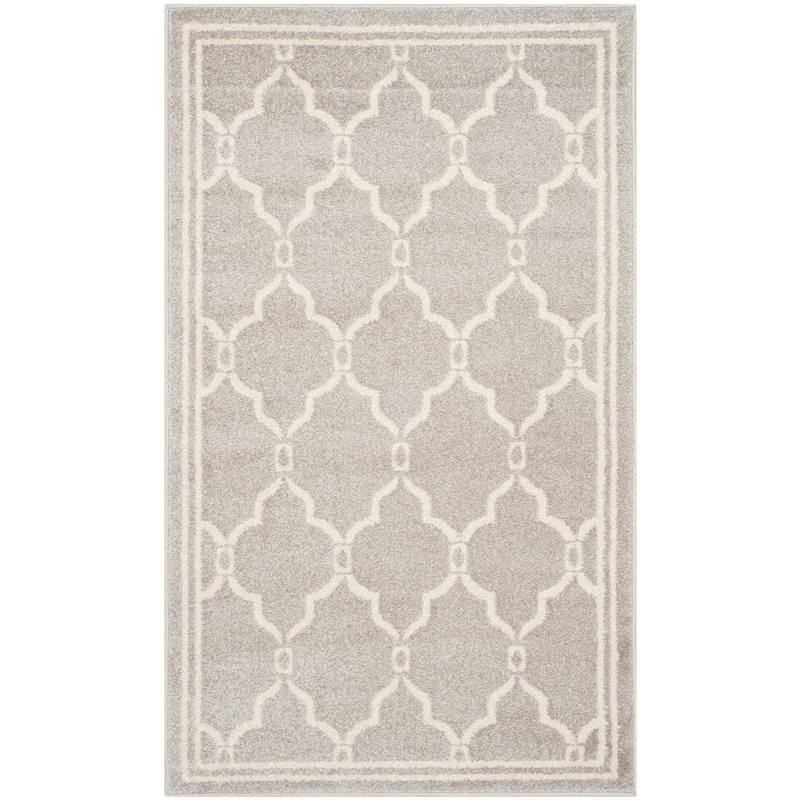 SAFAVIEH Amherst Light Gray/Ivory Doormat 3 ft. x 5 ft. Geometric Diamond Area Rug AMT414B-3