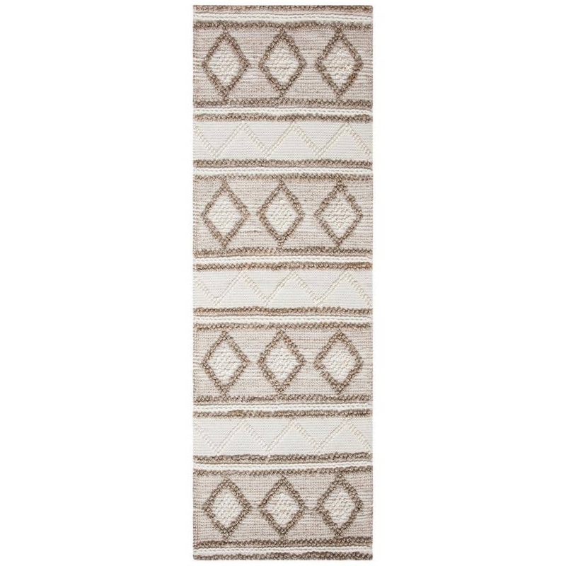 SAFAVIEH Natural Fiber Taupe/Ivory 3 ft. x 6 ft. Tribal Diamonds Runner Rug NF866B-26