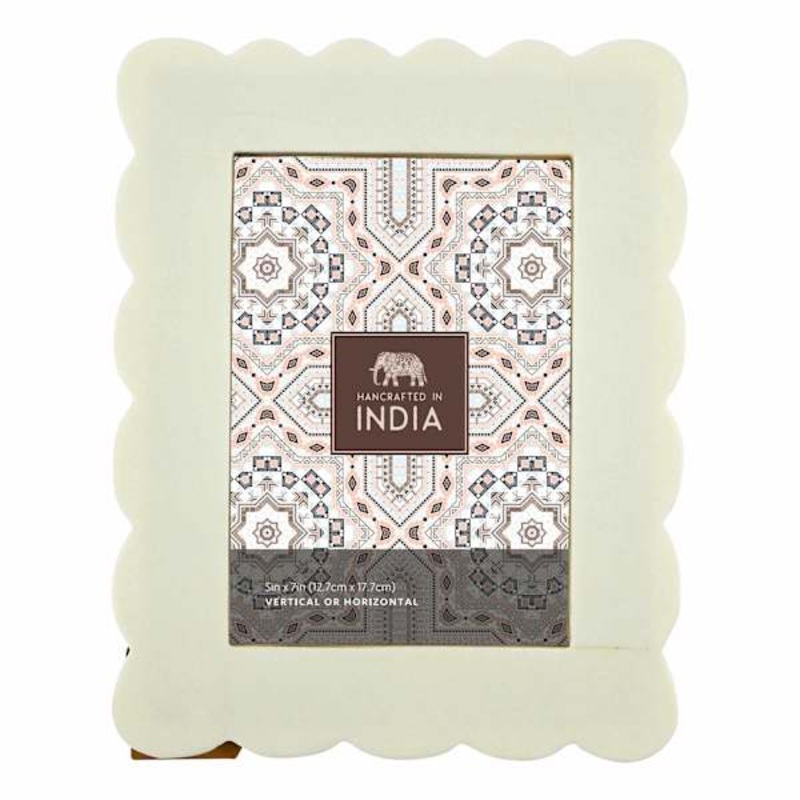 Resin Scalloped Tabletop Picture Frame, 5×7