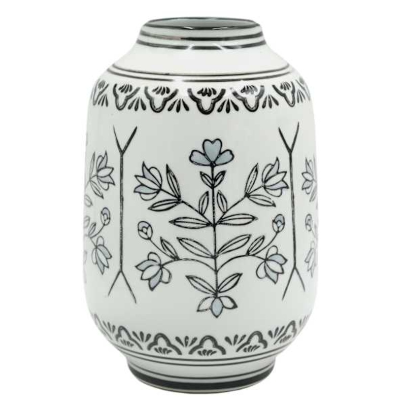Vase, 10″