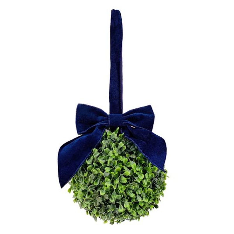 Providence Boxwood Kissing Balls, 6″