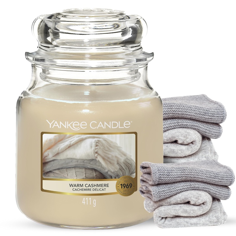 Yankee Candle scented candle | Warm Cashmere | Burn time up to 75 hours | Medium in a glass jar Warm Cashmere Medium candle in a glass jar