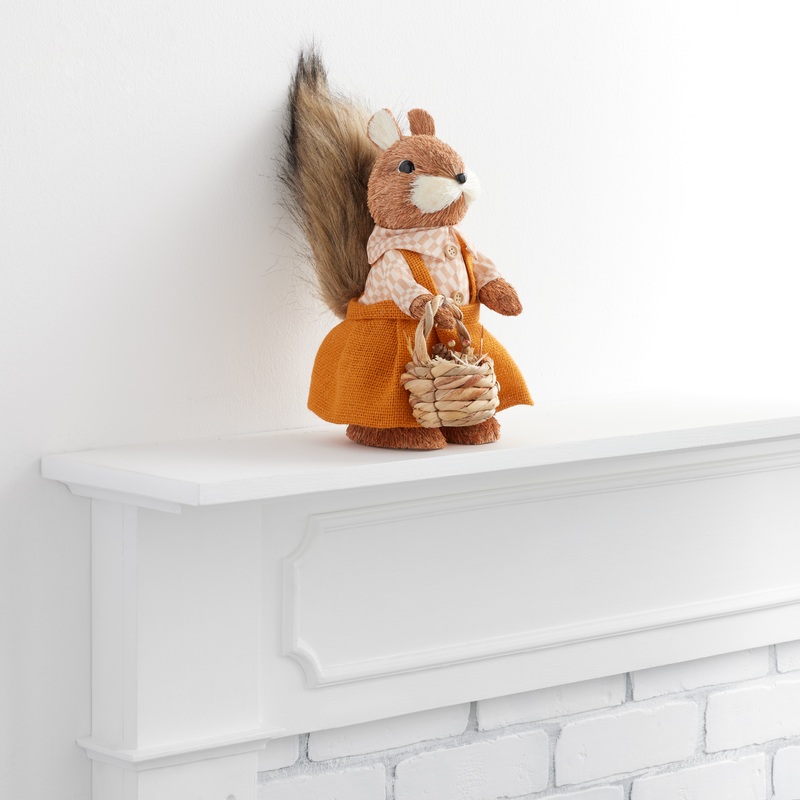 Natural Fiber Harvest Squirrel Girl Decor