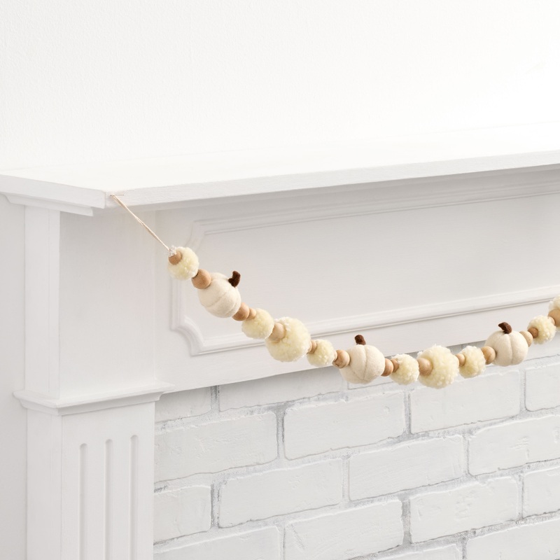 Ivory Boucle and Wood Ball Pumpkin Garland