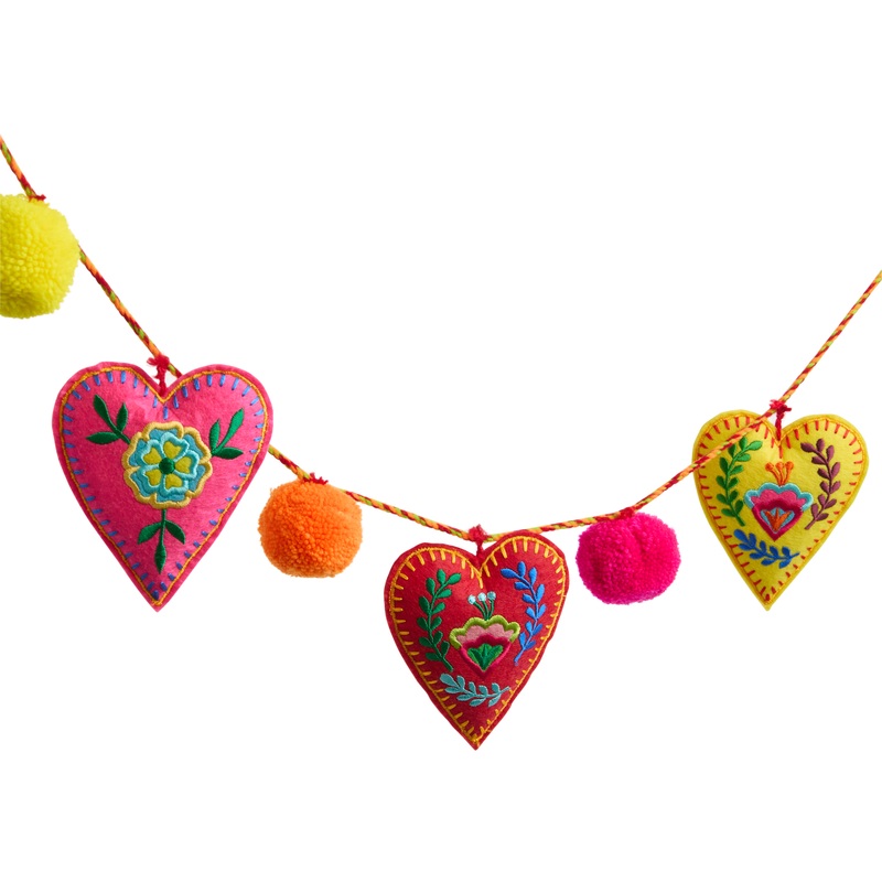 Multicolor Embroidered Floral Heart Garland