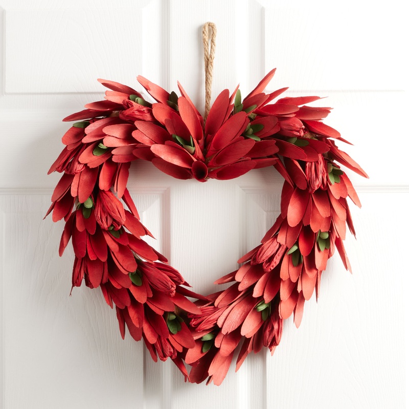 Red Heart Wood Curl Wreath