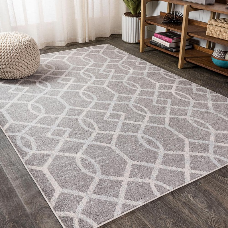 JONATHAN Y Asilah Ogee Fretwork Drak Gray/Cream 5 ft. x 8 ft. Area Rug MOH104A-5