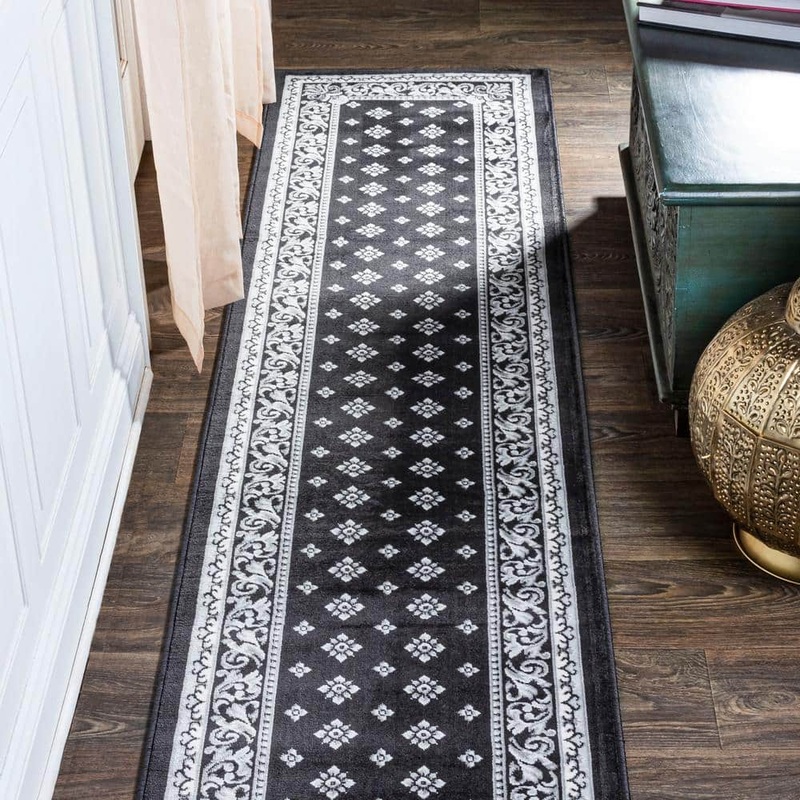 JONATHAN Y Acanthus Black/Gray 2 ft. x 8 ft. French Border Runner Rug MDP504A-28