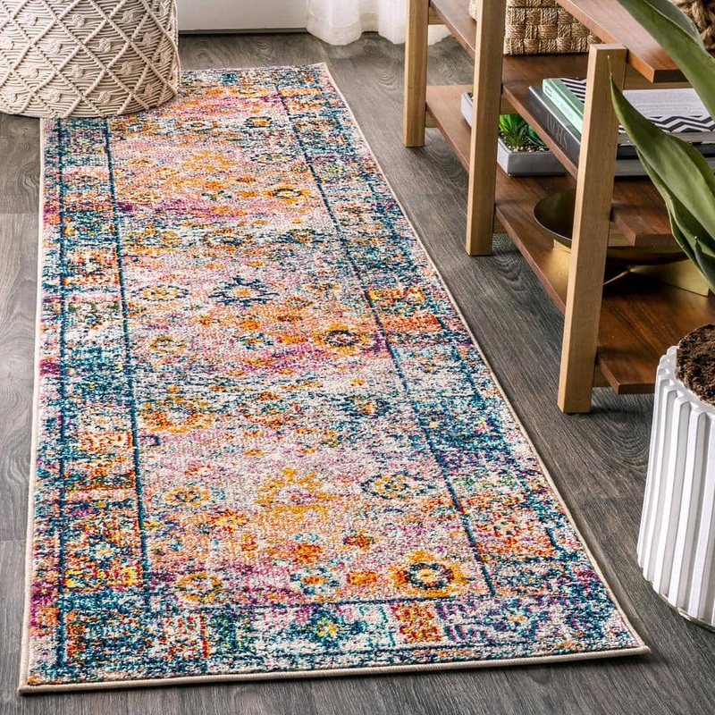 JONATHAN Y Bohemian FLAIR Boho Vintage Faded Cream/Navy 2 ft. 3 in. x 8 ft. Runner Rug BMF103A-28