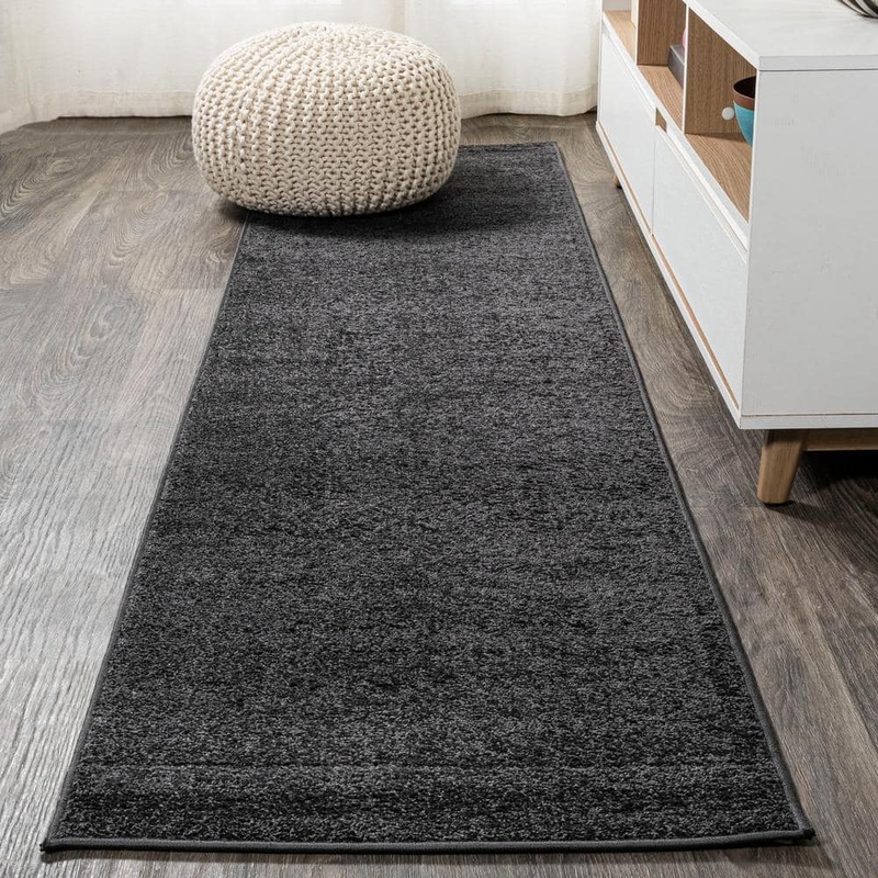 JONATHAN Y Haze Solid Low-Pile Black 2 ft. x 8 ft. Runner Rug SEU100I-28