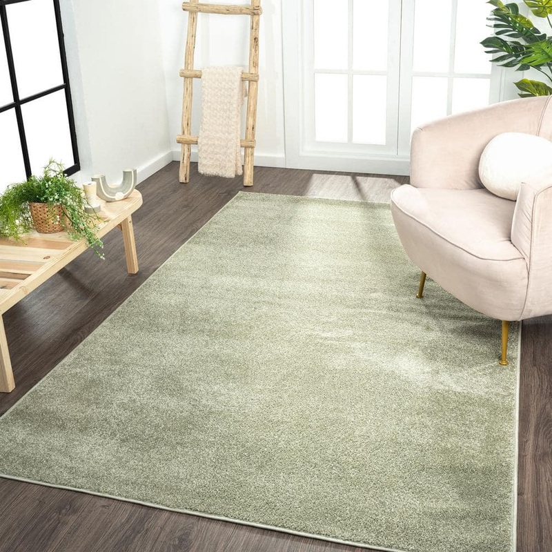 JONATHAN Y Haze Solid Low-Pile Green 10 ft. x 14 ft. Area Rug SEU100O-14