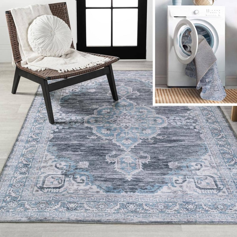 JONATHAN Y Wincer Chenille Cottage Medallion Machine-Washable Gray/Blue/White 4 ft. x 6 ft. Area Rug WSH202D-4