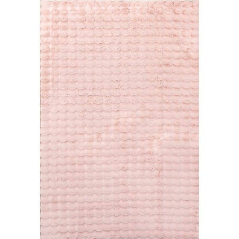 nuLOOM Jeni Solid Faux Rabbit Machine Washable Blush 5 ft. x 8 ft. Area Rug HJWR02F-508