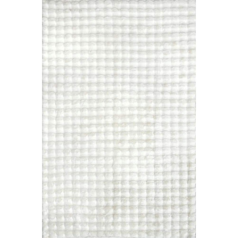 nuLOOM Jeni Solid Faux Rabbit Machine Washable White 3 ft. 9 in. x 6 ft. Area Rug HJWR02A-3906