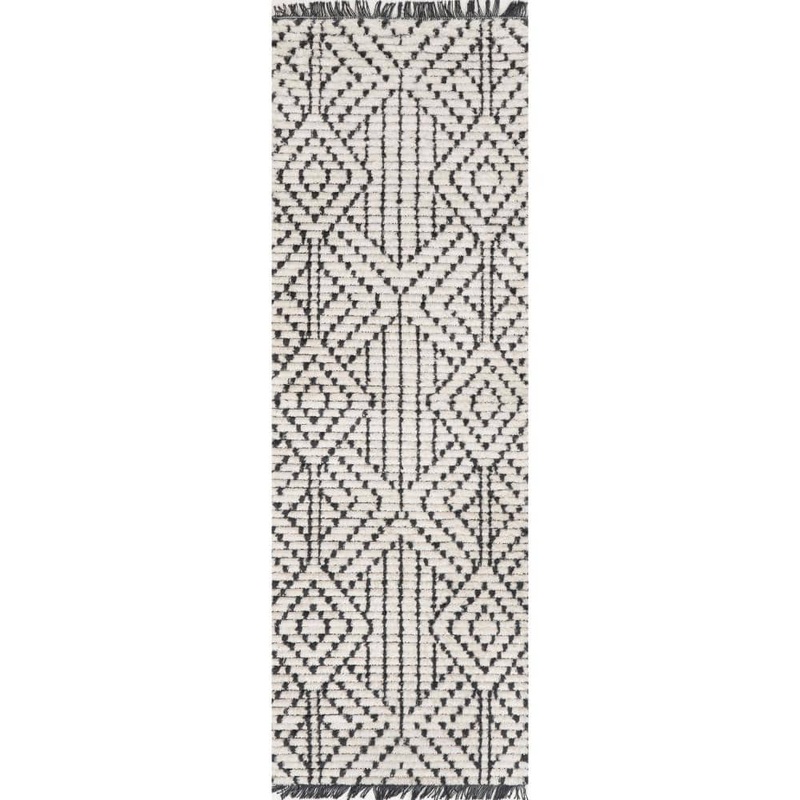 nuLOOM Tatiana Soft Shaggy Textured Modern Diamond Fringe Beige 2 ft. 8 in. x 8 ft. Runner Rug GCUW23A-2808