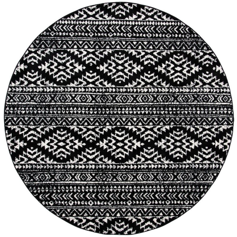 SAFAVIEH Tulum Black/Ivory 7 ft. x 7 ft. Round Tribal Geometric Striped Area Rug TUL272Z-7R