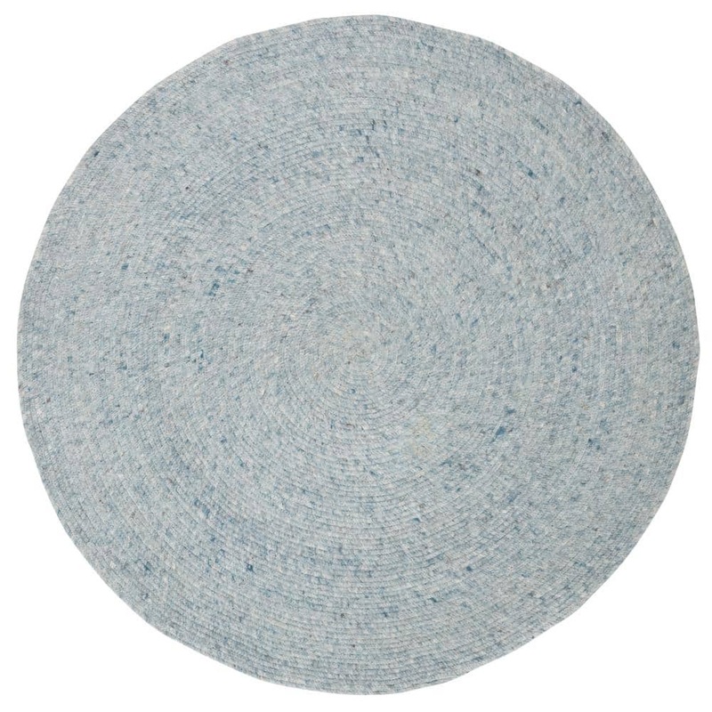 SAFAVIEH Braided Turquoise 5 ft. x 5 ft. Round Solid Speckled Area Rug BRD901K-5R