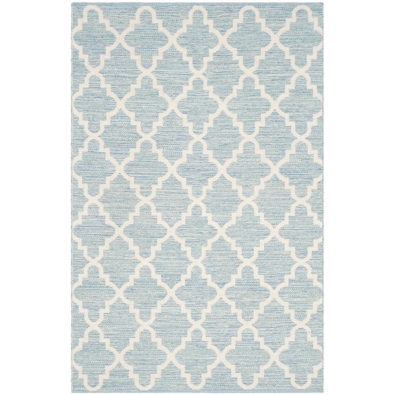 SAFAVIEH Montauk Light Blue/Ivory 4 ft. x 6 ft. Geometric Area Rug MTK810B-4