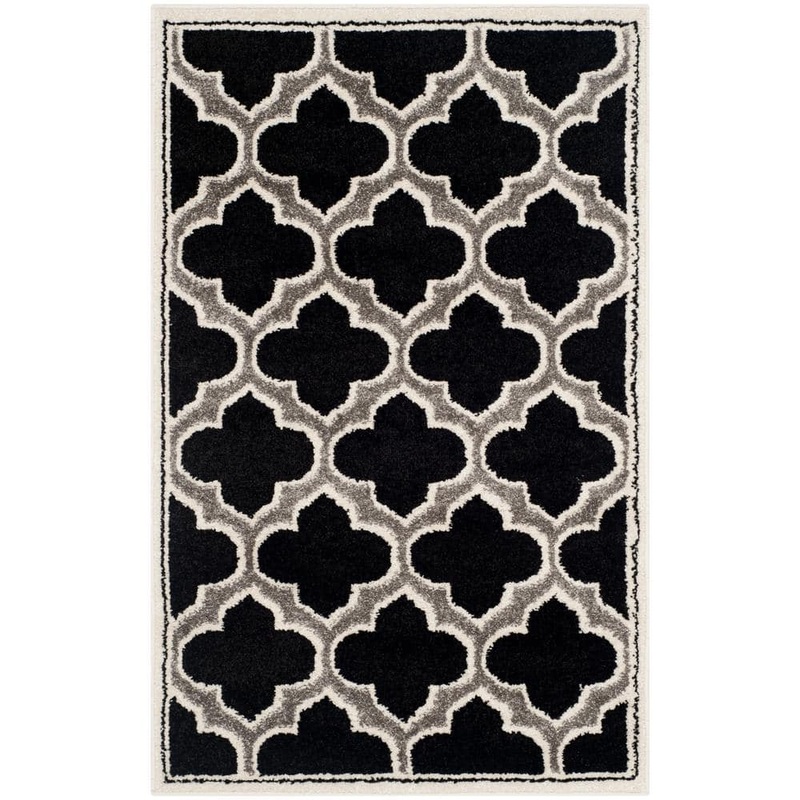 SAFAVIEH Amherst Anthracite/Ivory Doormat 3 ft. x 4 ft. Geometric Quatrefoil Area Rug AMT412G-24