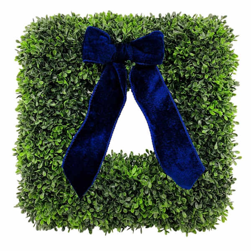 Providence Square Boxwood Wreath, 18″